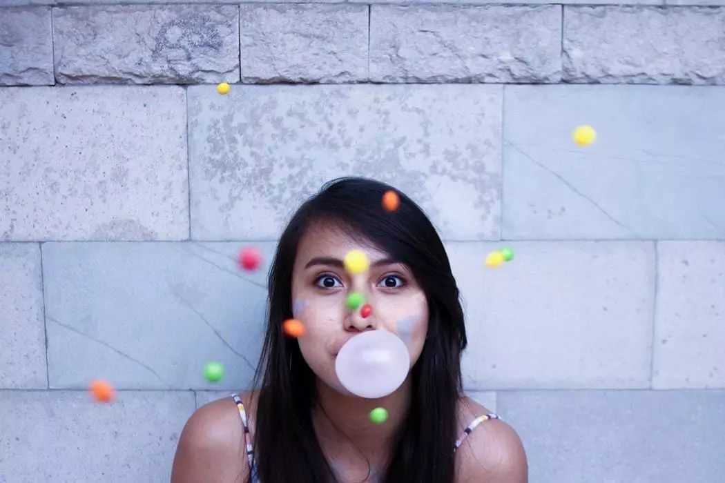 Singapore: Beware of Chewing Gum